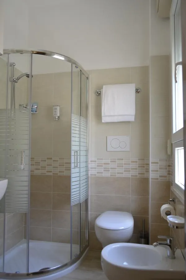 Hotel Beverly Lido Di Savio 3*,  Italy